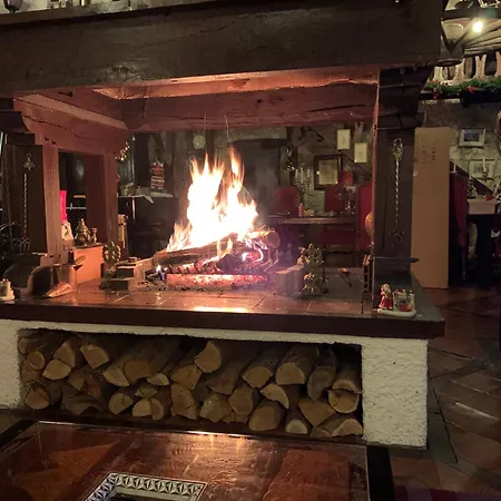 Stunning 18th Century Holiday home Loubes-Bernac